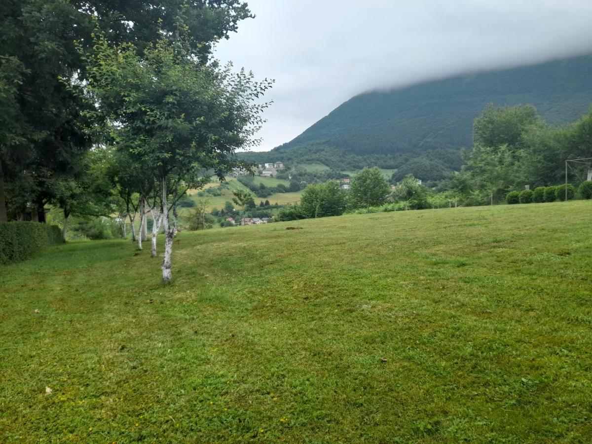 Villa Usivak For Green Quiet Holiday Near Sarajevo#Travellerawards2025 المظهر الخارجي الصورة